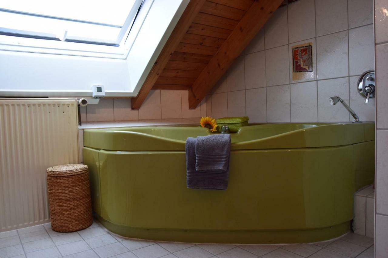Homestay Cozy Room Markdorf Exterior foto