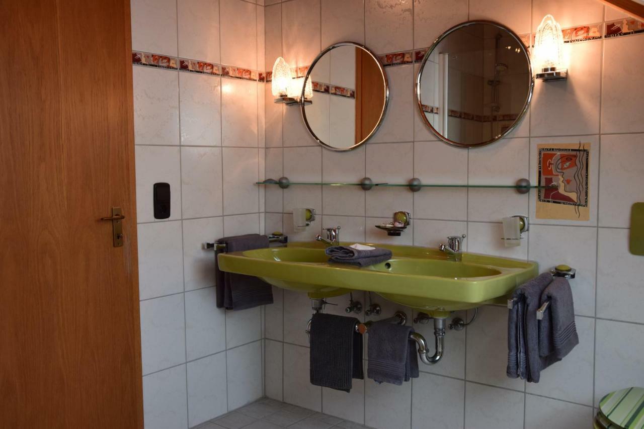 Homestay Cozy Room Markdorf Exterior foto